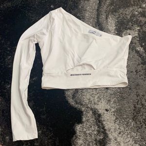 One shoulder crop top